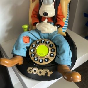 Color is yellow, orange, and black